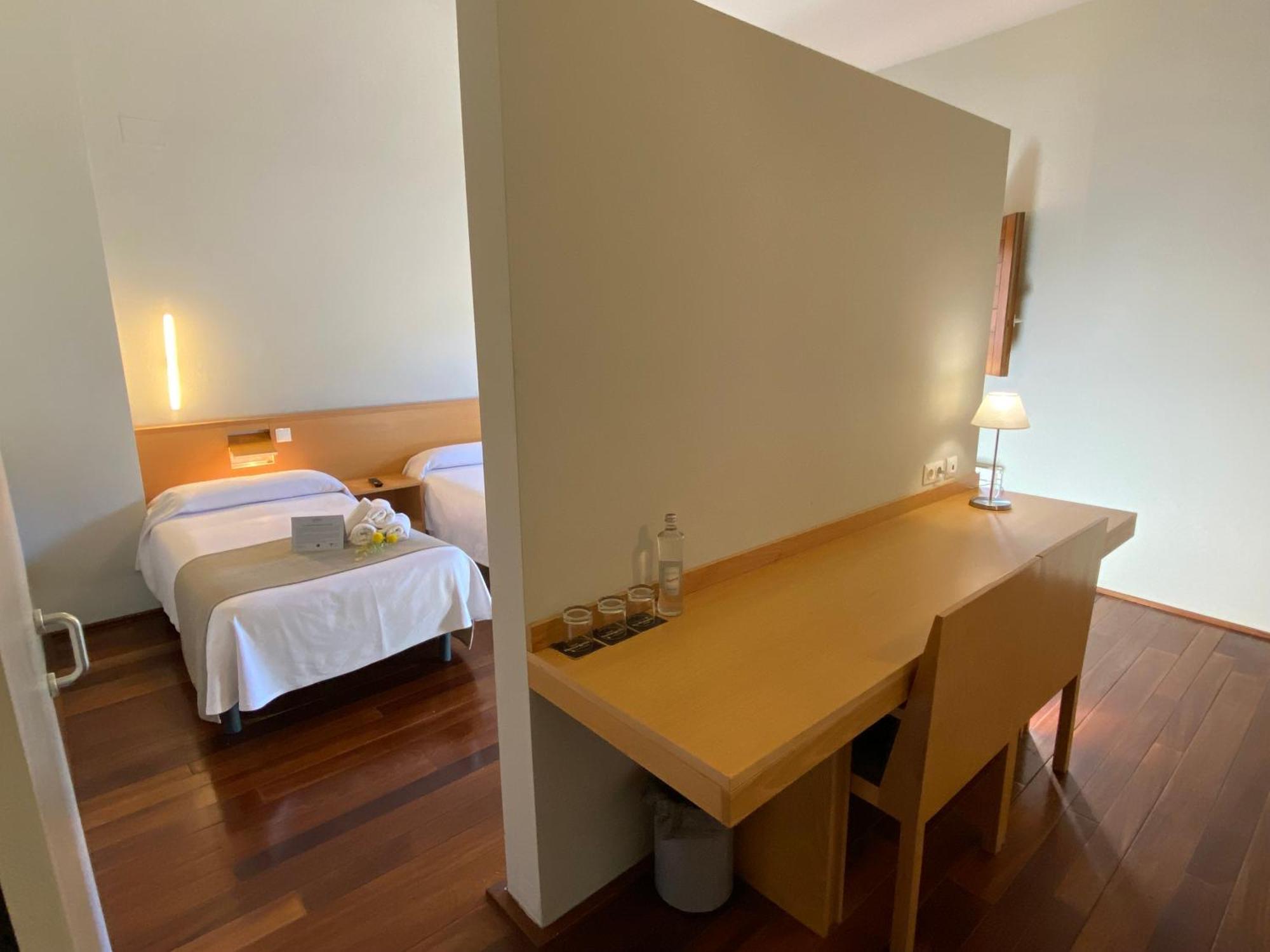 Hostatgeria De Hotel